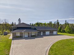 5381 Desmarais Road, Greater Sudbury, ON P3P 1R7