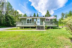 1369 B Greenwood Road, Whitewater Region, ON K8A 6W3