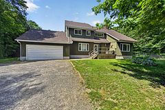 8839 County 6 Road, Elizabethtown-Kitley, ON K0G 1R0