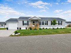 13 Hickory Hollow, Haldimand, ON N0A 1L0