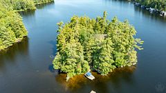 1 Merlin (Island M91) Island, Muskoka Lakes, ON P1P 1R2