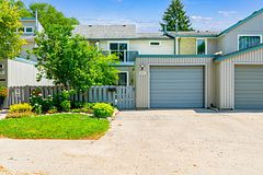 665 Woodcrest Boulevard, London South, ON N6K 1P8