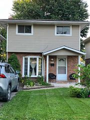 13 1/2 Northglen Avenue, St. Catharines, ON L2M 1B3