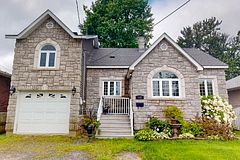 137 Whitney Avenue, North Bay, ON P1A 1Y7