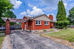 1721 Moffatt Avenue, London East, ON N5W 2A2