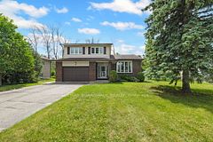 8 Jessie Drive, Perth, ON K7H 3J1