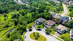 23 Buerkle Court, Waterloo, ON N2P 2S1