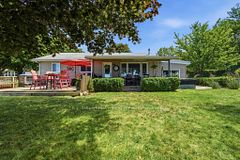 72163 Lakeshore Drive N, Bluewater, ON N0M 2T0