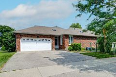 330 Lake Louise Boulevard, Waterloo, ON N2V 2H4
