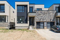 214 Stoneleigh Drive, Blue Mountains, ON L9Y 5T9