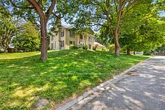 1 Remington Drive, North Huron, ON N0G 2W0
