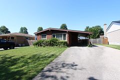 16 Morning Dew Drive, Brantford, ON N3R 3P2