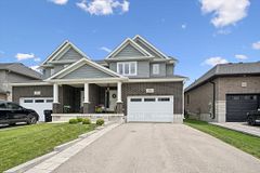130 Woodberry Crescent, Woolwich, ON N3B 0E3