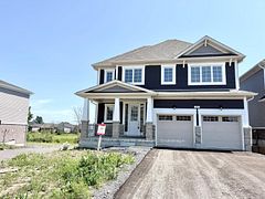 21 Royal Oak Crescent, Loyalist, ON K0H 1G0