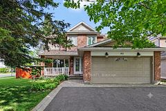 82 Emerald Meadows Drive, Kanata, ON K2M 2L6