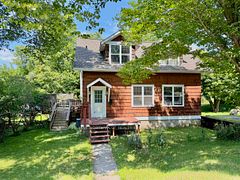214 Matheson St N, Kenora, ON P9N 3G4