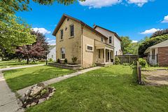 32 Clench Avenue, Brantford, ON N3T 1B6