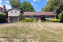 535 Gordon Avenue, London South, ON N6J 2V9