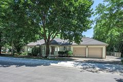 98 Shavian Boulevard, London North, ON N6G 2P3