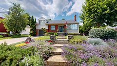 148 James Street E, Brockville, ON K6V 1L2