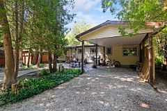 149 Huron Road W, Huron-Kinloss, ON N2Z 2X3