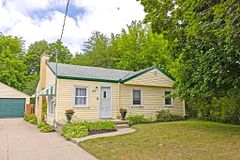 52 Broadway Avenue, London South, ON N6P 1A8