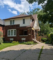 223 Wellington Street N, Kitchener, ON N2H 5K6