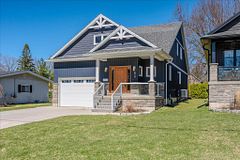 479 St George Street E, Centre Wellington, ON N1M 1K9