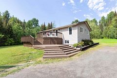 31 Griffis Road, Neebing, ON P7L 0C7