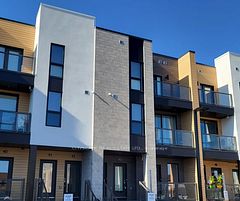 261 Woodbine Avenue C053, Kitchener, ON N2R 0S7