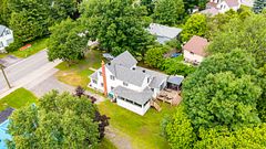 6 Prospect Street, Parry Sound, ON P2A 2B6
