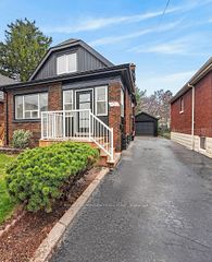 101 Houghton Avenue S, Hamilton, ON L8K 2M9