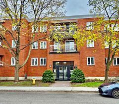 222 Bruyere Street 201, Lower Town - Sandy Hill, ON K1N 5E3