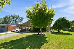 8689 Furlong Avenue, Niagara Falls, ON L2G 6W9