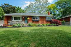 24 Juliana Crescent, St. Catharines, ON L2N 4B4