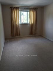 1058 Lexington Circle, Windsor, ON N8S 4T3