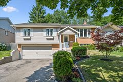 16 Nipigon Street, Kitchener, ON N2B 3M3