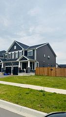174 Patricia Avenue, Toronto, ON M2M 1J5