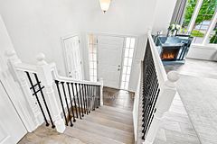 7032 Kelly Drive, Niagara Falls, ON L2H 3J9