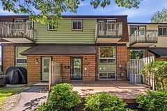 409 Montfort Street 4, Manor Park - Cardinal Glen and Area, ON K1L 8G8