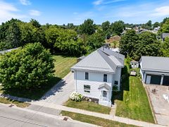 6 Price Street, Norfolk, ON N0E 1M0