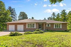 3 Carlisle Circle, Stittsville - Munster - Richmond, ON K0A 1B0