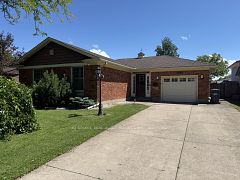 6998 Glengowan Crescent, Niagara Falls, ON L2J 3R8
