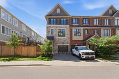 14 Snowberry Lane, Hamilton, ON L8K 0A4