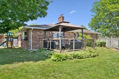 7 Teakwood Place, Guelph, ON N1E 6G7