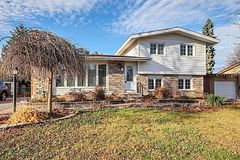 35 Brent Avenue, South of Baseline to Knoxdale, ON K2G 3L1