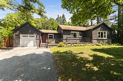 850 Muskoka Road N, Gravenhurst, ON P1P 1C1