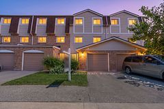 11 Harrisford Street 43, Hamilton, ON L8K 6L7