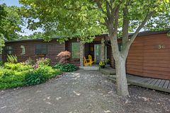 236 Deerbrook Drive, Windsor, ON N0R 1A0