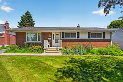 810 Haverhill Drive, Kingston, ON K7M 4V2